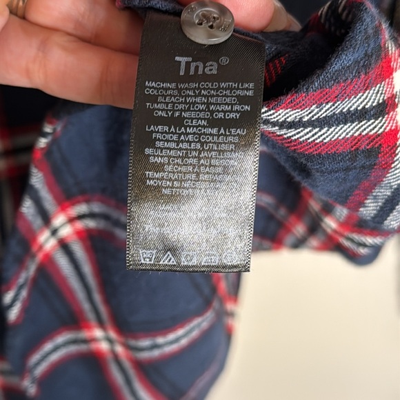 TNA Plaid Button Down Shirt Size Large Cabincore - Picture 3 of 5